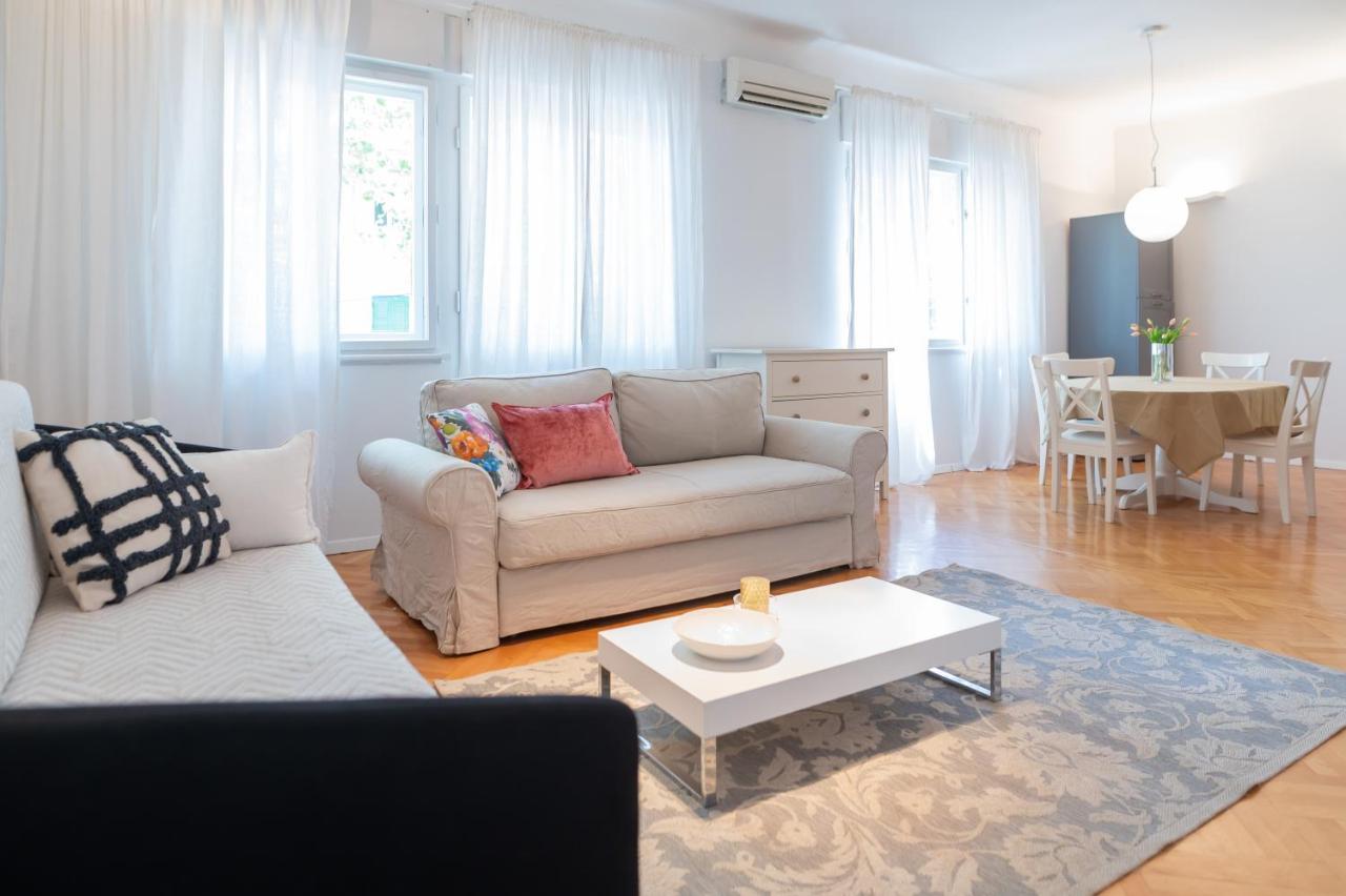 Franco'S Spacious Residence - Great Location Split Exterior photo